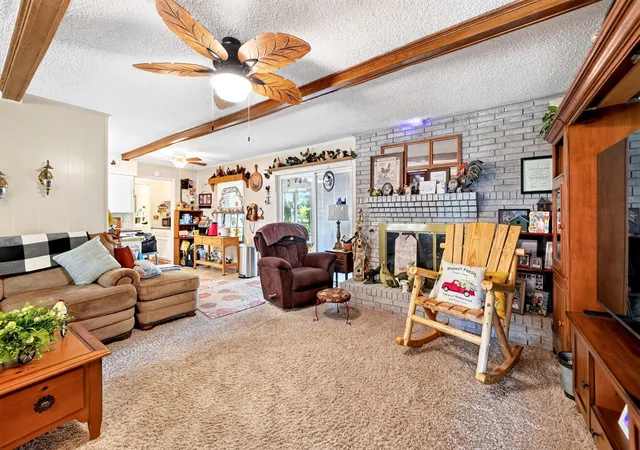 Photo 3 of Single family home for sale at 1022 Robin Rd, Oak Ridge, TX 75161 | MLS# 21367749 | Listing updated on 2026-09-22