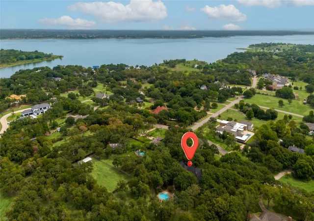 Photo 4 of Single family home for sale at 2930 Burney Ln, Southlake, TX 76092 | MLS# 21368506 | Listing updated on 2026-08-26
