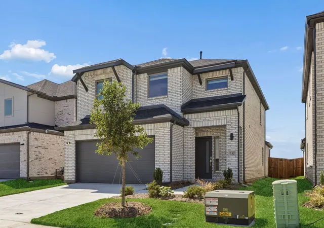 Photo 4 of Single family home for sale at 811 Knox River Dr, Princeton, TX 75071 | MLS# 21369445 | Listing updated on 2026-10-06