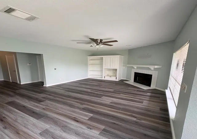 Photo 4 of Condo for sale at 7340 Skillman St #1109, Dallas, TX 75231 | MLS# 21361264 | Listing updated on 2026-08-26