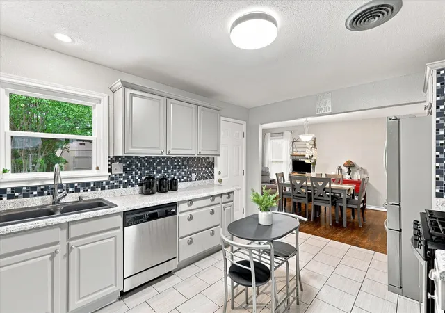 Photo 2 of Single family home for sale at 3272 Mimosa Park Dr, Richland Hills, TX 76118 | MLS# 21366251 | Listing updated on 2026-08-28