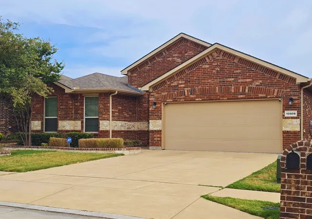 Photo 3 of Single family home for sale at 10808 Ersebrook Ct, Haslet, TX 76052 | MLS# 21361422 | Listing updated on 2026-10-08