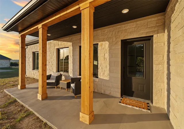 Photo 3 of Single family home for sale at 201 Private Road 4296, Clifton, TX 76634 | MLS# 21368702 | Listing updated on 2026-08-29
