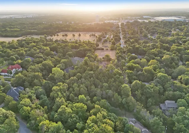 Photo 4 of Land for sale at 503 W Red Bird Ln, Duncanville, TX 75116 | MLS# 21369549 | Listing updated on 2026-09-25