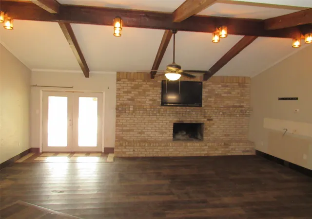 Photo 3 of Single family home for sale at 208 Opal St, Hewitt, TX 76643 | MLS# 21369538 | Listing updated on 2026-09-30