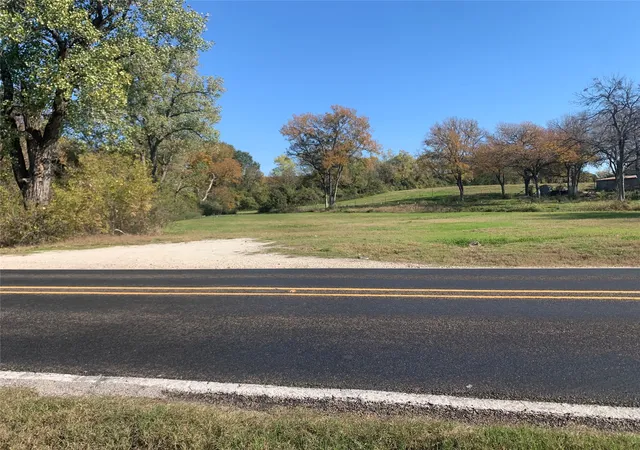 Photo 4 of Land for sale at 806 Adams Ln, Kaufman, TX 75142 | MLS# 21369574 | Listing updated on 2026-08-26