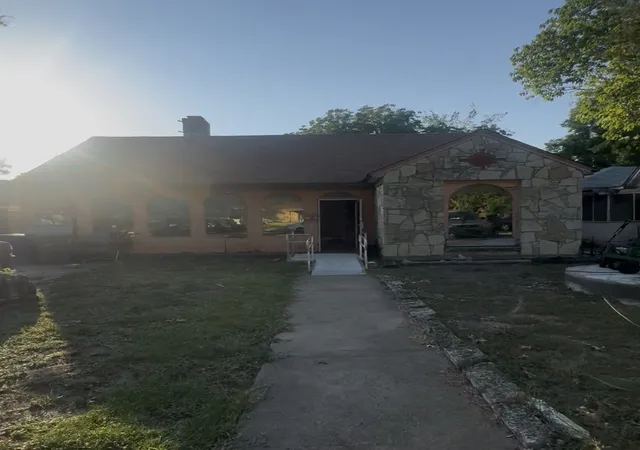 Photo 1 of Single family home for sale at 2403 Langdon Ave, Dallas, TX 75235 | MLS# 21369610 | Listing updated on 2026-10-07