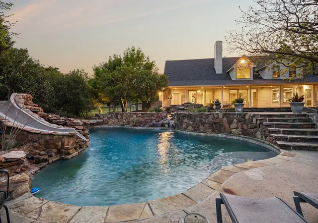 Photo 3 of Single family home for sale at 111 Stonecrest Rd, Argyle, TX 76226 | MLS# 21369596 | Listing updated on 2026-08-26