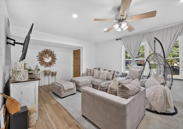 Photo 1 of Single family home for sale at 3125 Rainbow Dr, Grand Prairie, TX 75052 | MLS# 21369607 | Listing updated on 2026-08-29