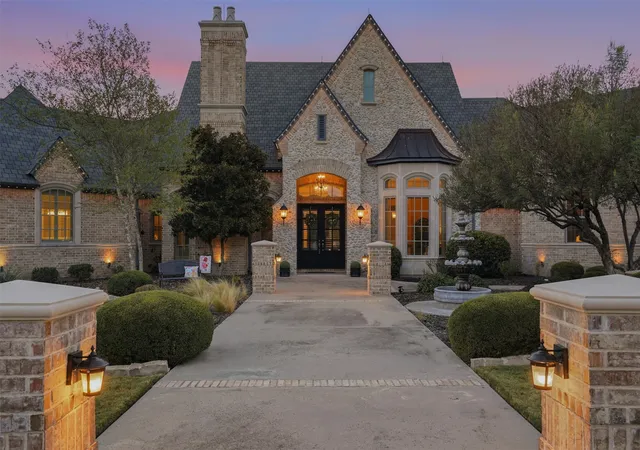 Photo 2 of Mansion for sale at 12824 Villa Milano Dr, Fort Worth, TX 76126 | MLS# 21369622 | Listing updated on 2026-08-30