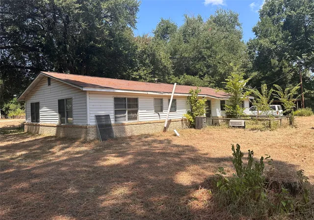 Photo 2 of Single family home for sale at 955 Lcr 463, Mexia, TX 76667 | MLS# 21369621 | Listing updated on 2026-08-26