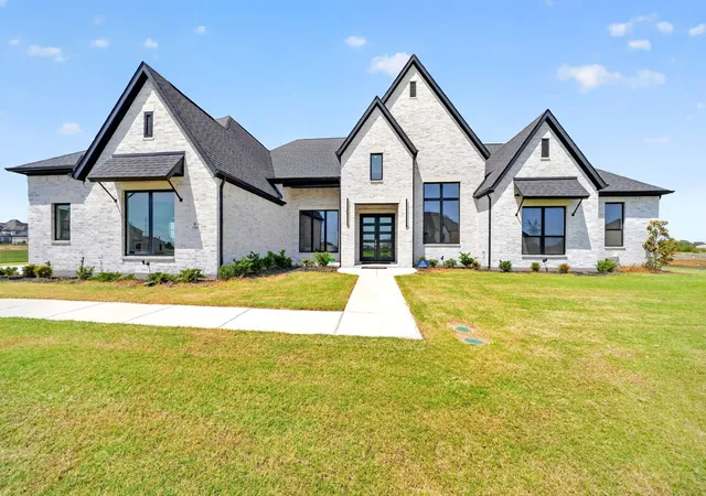 Photo 2 of Single family home for sale at 5501 Somerset Dr, Parker, TX 75002 | MLS# 21369650 | Listing updated on 2026-08-26