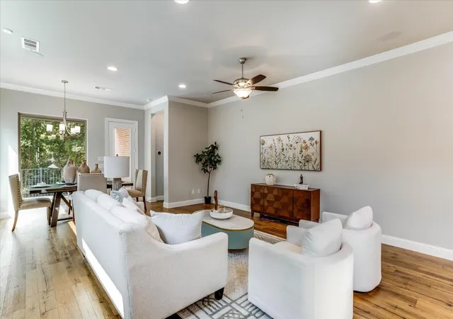 Photo 3 of Single family home for sale at 537 Bramante Dr, Plano, TX 75075 | MLS# 21349011 | Listing updated on 2026-08-30