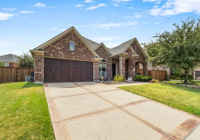 Single family home for sale at 1139 Clearwater Dr, Frisco, TX 75036 | MLS# 21366931