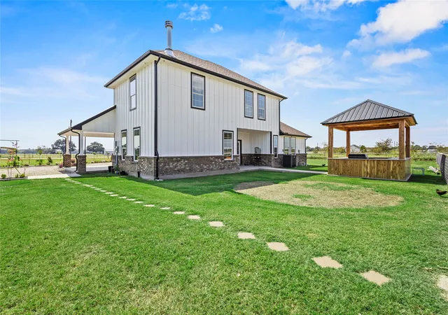 Photo 3 of Single family home for sale at 233 Private Rd #7786, Wills Point, TX 75169 | MLS# 21369645 | Listing updated on 2026-08-26