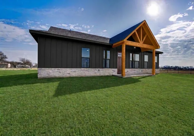 Photo 2 of Single family home for sale at Tbd Mcknight Rd, Ferris, TX 75125 | MLS# 21369694 | Listing updated on 2026-09-28