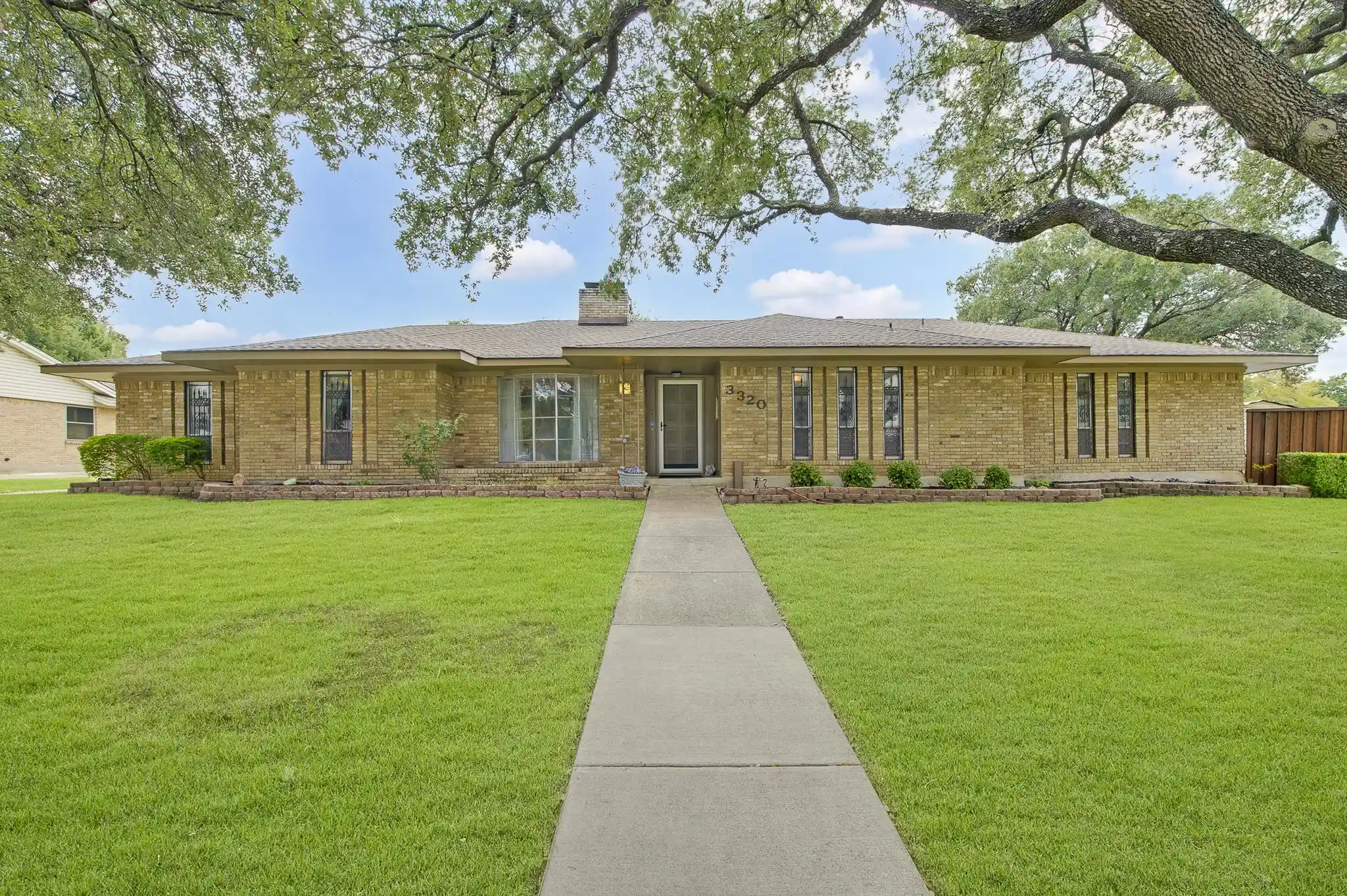 Photo 1 of Single family home for sale at 3320 Rolling Knoll Dr, Dallas, TX 75234 | MLS# 21352011 | Listing updated on 2026-10-21