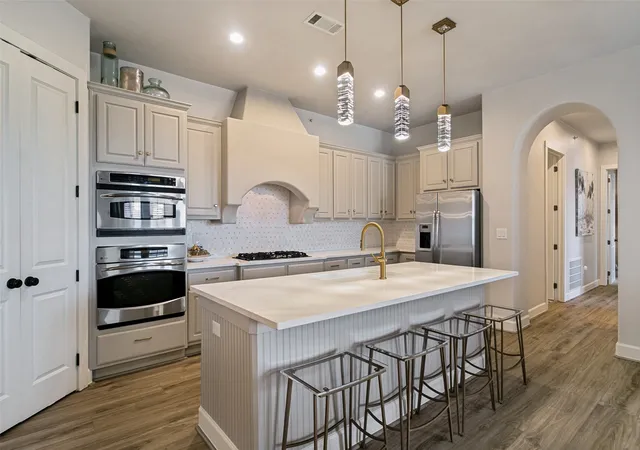 Photo 4 of Condo for sale at 610 Via Ravello #406, Irving, TX 75039 | MLS# 21368684 | Listing updated on 2026-08-28