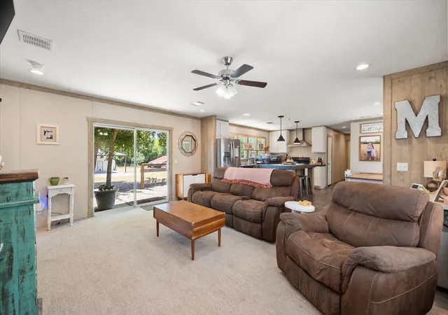 Photo 2 of Manufactured home for sale at 184 Fcr 941, Teague, TX 75860 | MLS# 21368643 | Listing updated on 2026-08-26