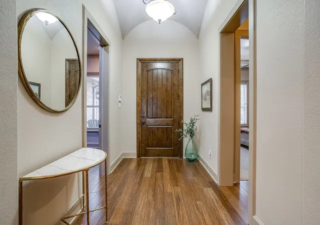 Photo 3 of Single family home for sale at 7101 Westover Dr, Granbury, TX 76049 | MLS# 21365704 | Listing updated on 2026-09-05