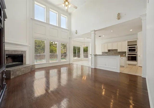 Photo 4 of Single family home for sale at 4804 Grapevine Ter, Fort Worth, TX 76123 | MLS# 21368812 | Listing updated on 2026-08-29