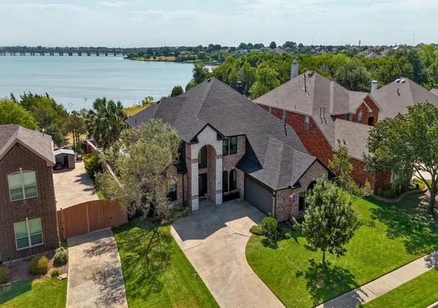 Photo 1 of Single family home for sale at 4016 Stone Haven Dr, Garland, TX 75043 | MLS# 21366202 | Listing updated on 2026-09-26