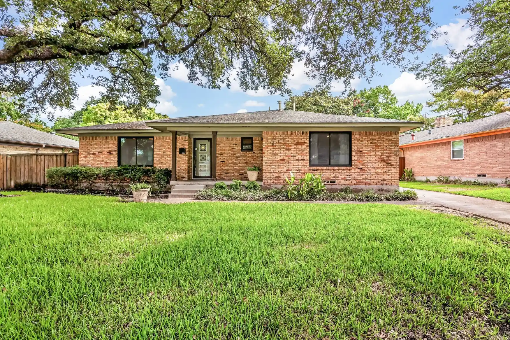 Photo 1 of Single family home for sale at 2510 Pinebluff Dr, Dallas, TX 75228 | MLS# 21369495 | Listing updated on 2026-10-25