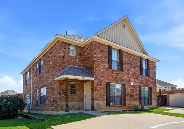 Photo 3 of Multi family home for sale at 304 Kourtney Ct, Weatherford, TX 76086 | MLS# 21357997 | Listing updated on 2026-08-27