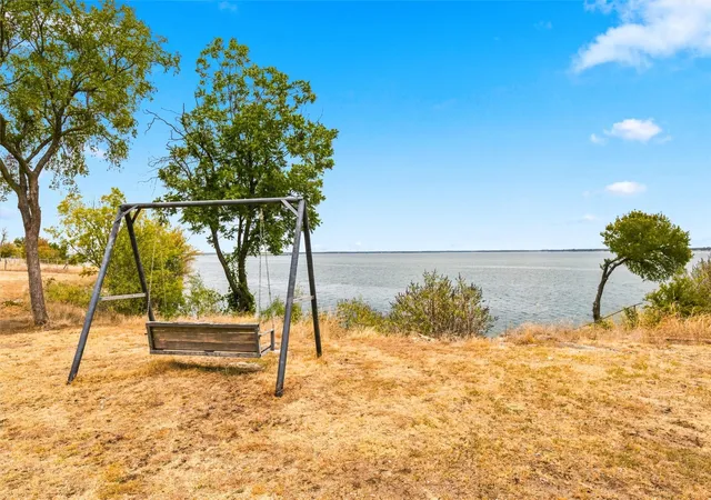 Photo 4 of Single family home for sale at 121 County Road 1740A, Clifton, TX 76634 | MLS# 21369825 | Listing updated on 2026-09-15