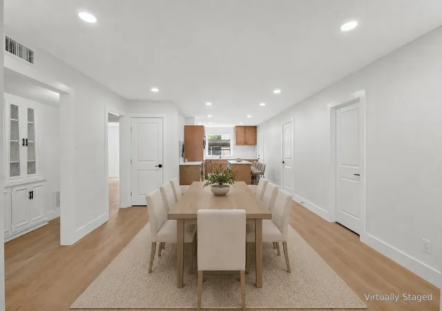 Listing Photo 4 - Condo for sale in building located at 6365 Diamond Head Cir, Dallas, TX 75225 - Unit #A