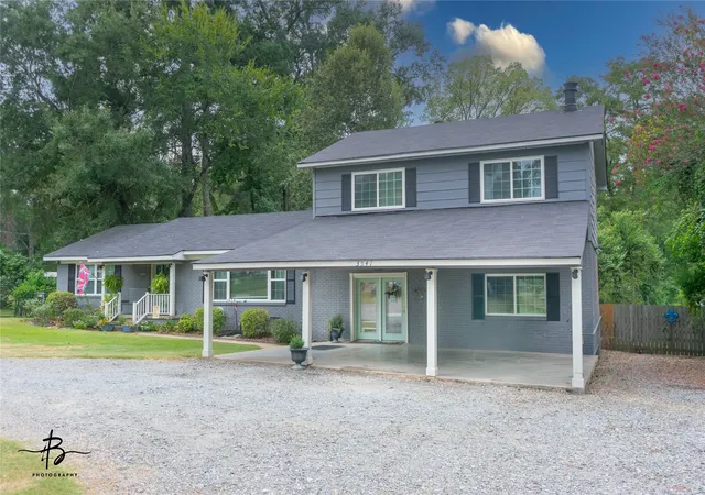 Photo 2 of Single family home for sale at 3541 N Market St, Shreveport, LA 71107 | MLS# 21369662 | Listing updated on 2026-08-26