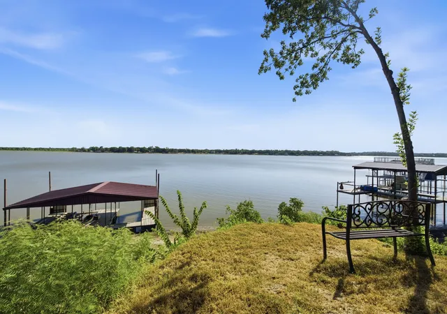 Photo 3 of Multi family home for sale at 7170 Briar #1 Rd #1, Azle, TX 76020 | MLS# 21369196 | Listing updated on 2026-08-31
