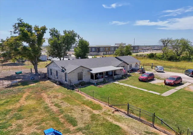 Photo 3 of Single family home for sale at 4011 Little River Rd, Temple, TX 76502 | MLS# 21367770 | Listing updated on 2026-09-23