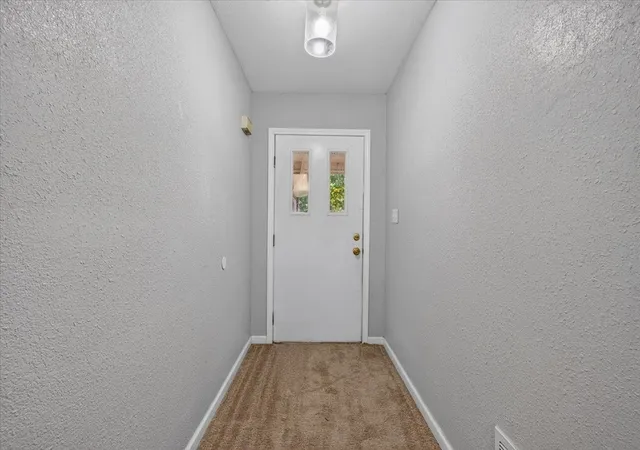 Photo 3 of Single family home for sale at 4000 Mountain Vista Dr, Granbury, TX 76048 | MLS# 21368362 | Listing updated on 2026-08-26
