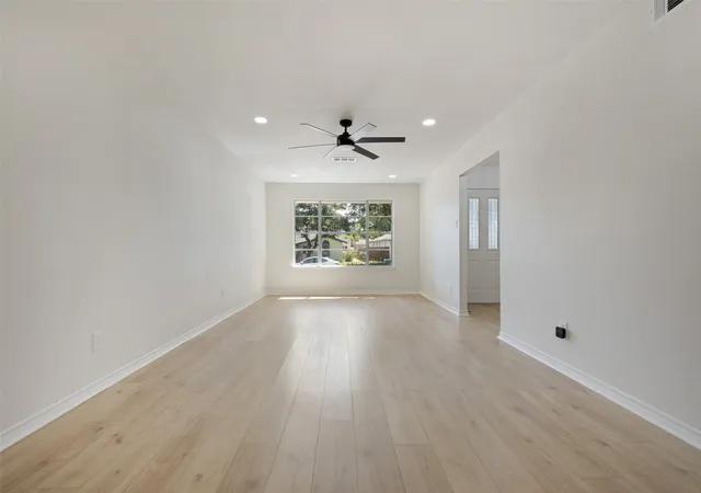 Photo 3 of Single family home for sale at 3138 Touraine Dr, Dallas, TX 75211 | MLS# 21369919 | Listing updated on 2026-08-26