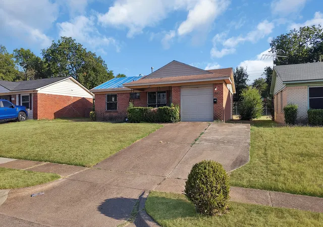 Photo 3 of Sale Pending at 840 Clearwood Dr, Dallas, TX 75232 | MLS# 21369924 | Listing updated on 2026-10-05