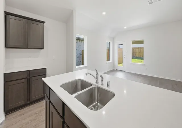 Photo 3 of Sale Pending at 1968 Freeman St, Tyler, TX 75704 | MLS# 21369951 | Listing updated on 2026-09-21