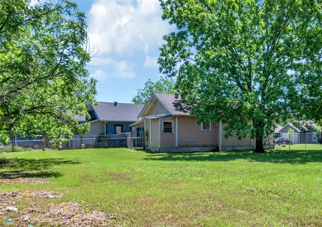 21st image of 4004 Washington St, Greenville, TX 75401 | MLS# 21366633
