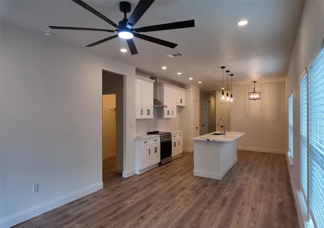 Photo 2 of Single family home for sale at 5407 Terry St, Dallas, TX 75223 | MLS# 21367771 | Listing updated on 2026-08-26