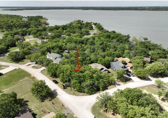 Photo 1 of Land for sale at 300 Dogie And Highland Trl, Oak Point, TX 75068 | MLS# 21370006 | Listing updated on 2026-08-26