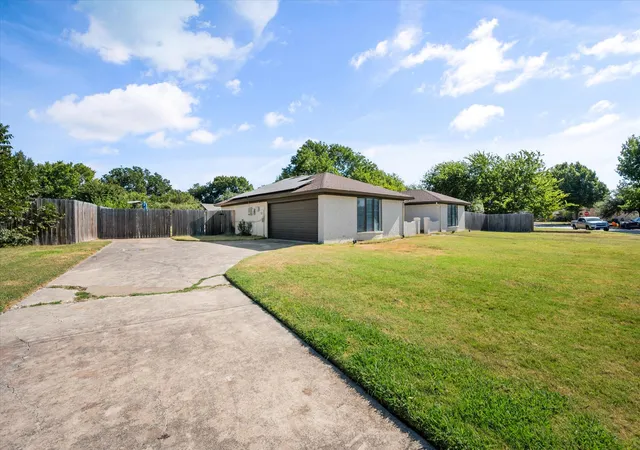 Photo 3 of Single family home for sale at 108 Haywood Dr, Benbrook, TX 76126 | MLS# 21370009 | Listing updated on 2026-08-26