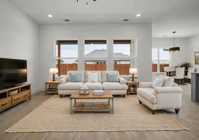 Photo 3 of Single family home for sale at 200 Cliff Ct, Godley, TX 76044 | MLS# 21368349 | Listing updated on 2026-09-01