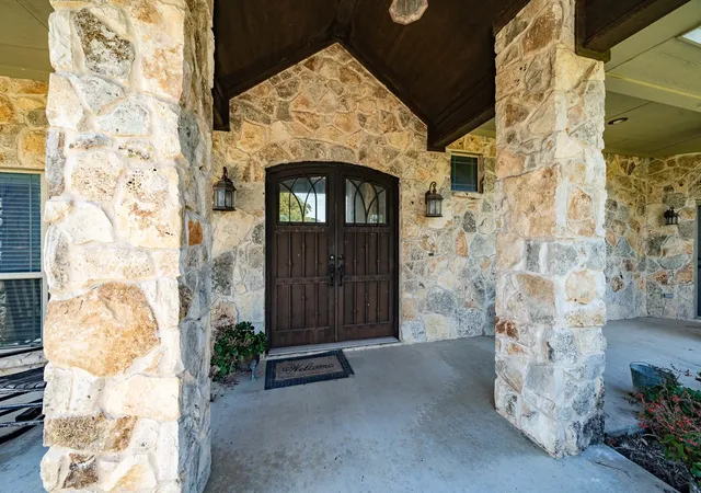 Photo 3 of Single family home for sale at 119 Cedar Ln, Gatesville, TX 76528 | MLS# 21370019 | Listing updated on 2026-08-28