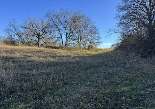 Photo 1 of Land for sale at Tbd Co Rd 4026, Kemp, TX 75143 | MLS# 21367274 | Listing updated on 2026-08-26