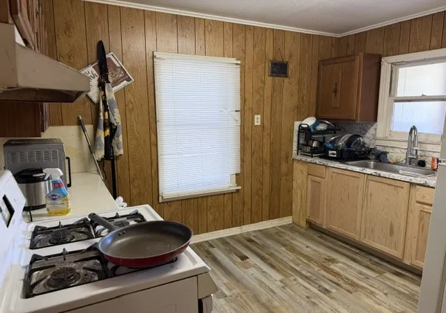 Photo 3 of Sale Pending at 407 Julius St, Riesel, TX 76682 | MLS# 21370141 | Listing updated on 2026-09-17
