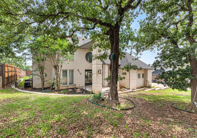Photo 2 of Single family home for sale at 810 Pennsylvania Ave, Kennedale, TX 76060 | MLS# 21369900 | Listing updated on 2026-09-02