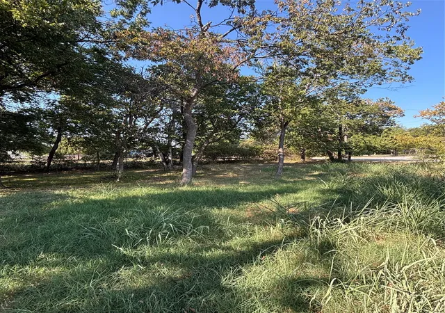 Photo 3 of Land for sale at 823 Mill St, Gainesville, TX 76240 | MLS# 21370183 | Listing updated on 2026-08-29