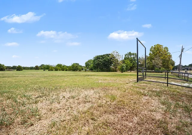 Photo 1 of Land for sale at 11684 Cr 313, Terrell, TX 75161 | MLS# 21370205 | Listing updated on 2026-08-27