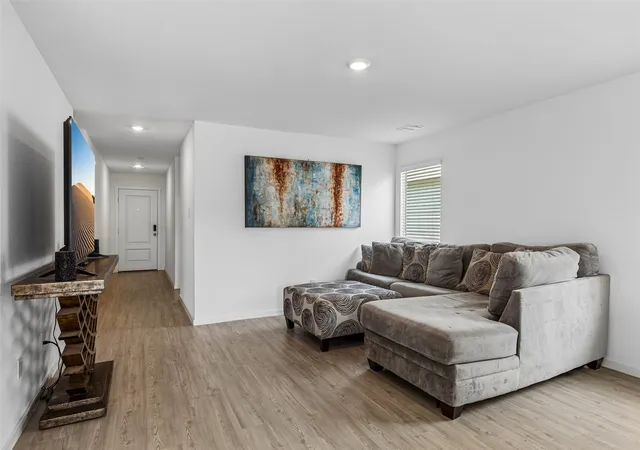 Photo 3 of Single family home for sale at 6811 Fairview Ave, Princeton, TX 75407 | MLS# 21369817 | Listing updated on 2026-08-30
