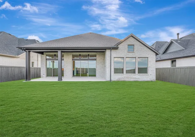 Photo 2 of Single family home for sale at 3339 Pink Petal Dr, Venus, TX 76084 | MLS# 21370235 | Listing updated on 2026-10-04